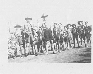 SCOUTS DE FRANCE 1 ERE BENISAF 19XX LES PATROUILLES